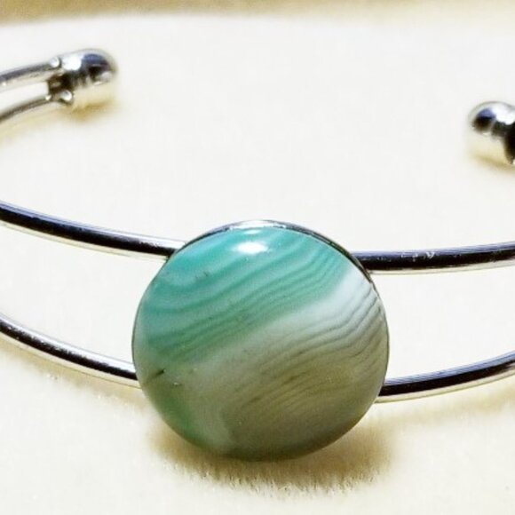 Banded Agate Cuff Bracelets - Picture 2 of 6